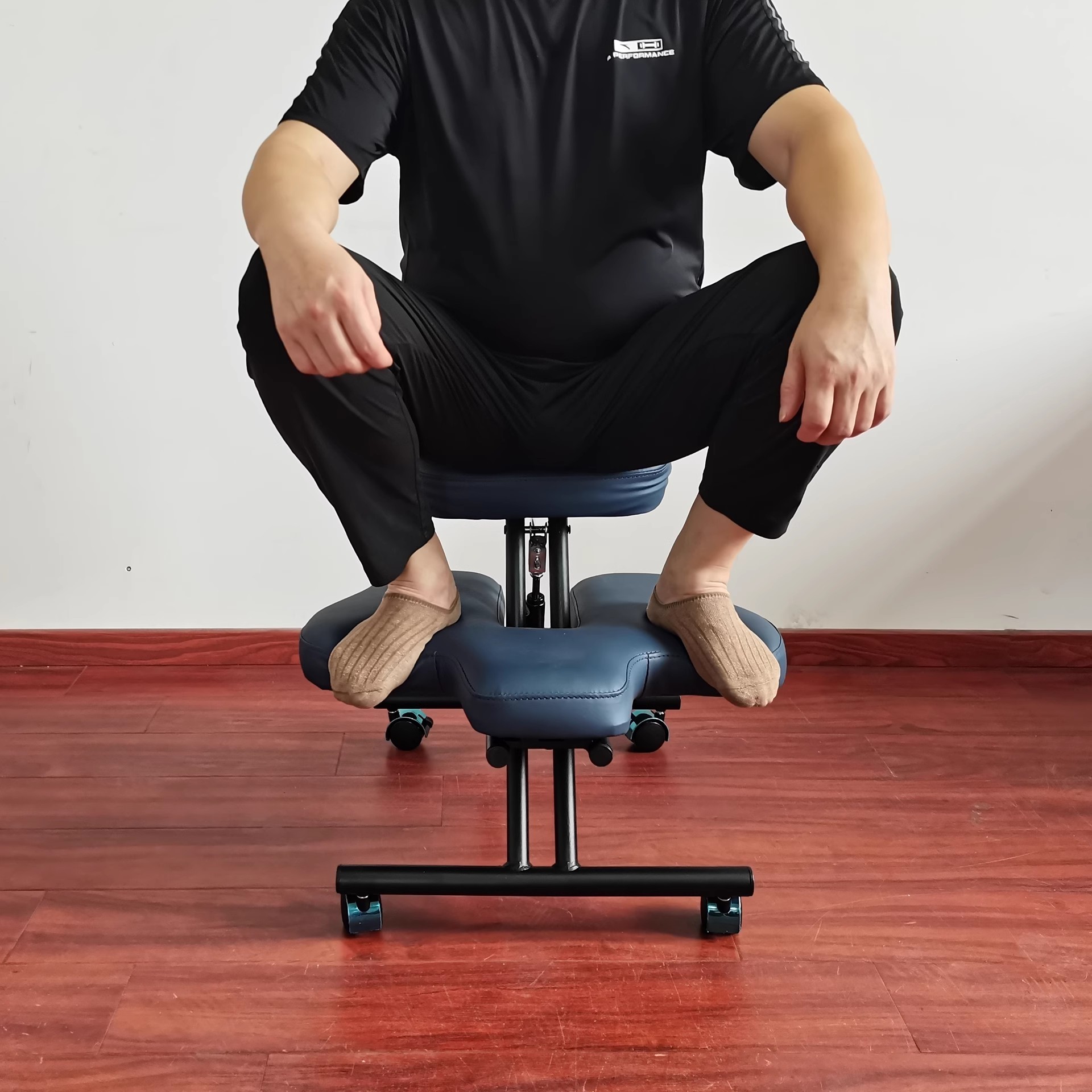 Adjustable Ergonomic Kneeling Chair Home Office Computer Chair with Casters Upright Stool Students Improves and Corrects Posture