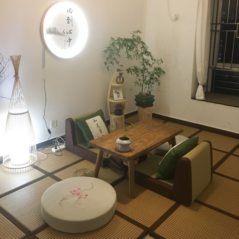 Foldable Tatami Floor Chair - Zen Meditation Cushion and Seat