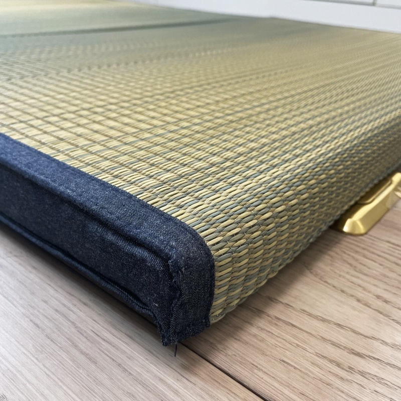 Foldable Tatami Mat Japanese Futon Mattress Traditional Japan Bed Rush Grass Folds Easily for Meditation Space Yoga Zen Room