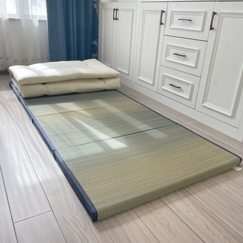 Foldable Tatami Mat Japanese Futon Mattress Traditional Japan Bed Rush Grass Folds Easily for Meditation Space Yoga Zen Room