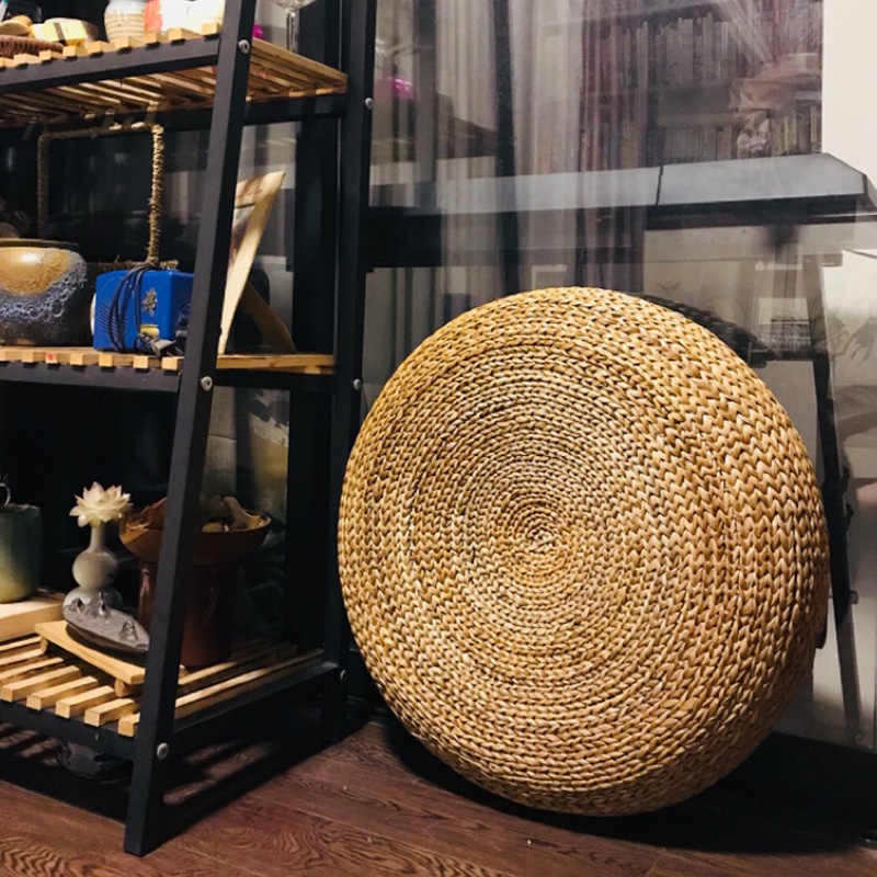 Handcrafted Eco-friendly Breathable Padded Knitted Straw Seat Cushion Banana Bark Pouf Ottoman Floor Seating Tatami Furniture