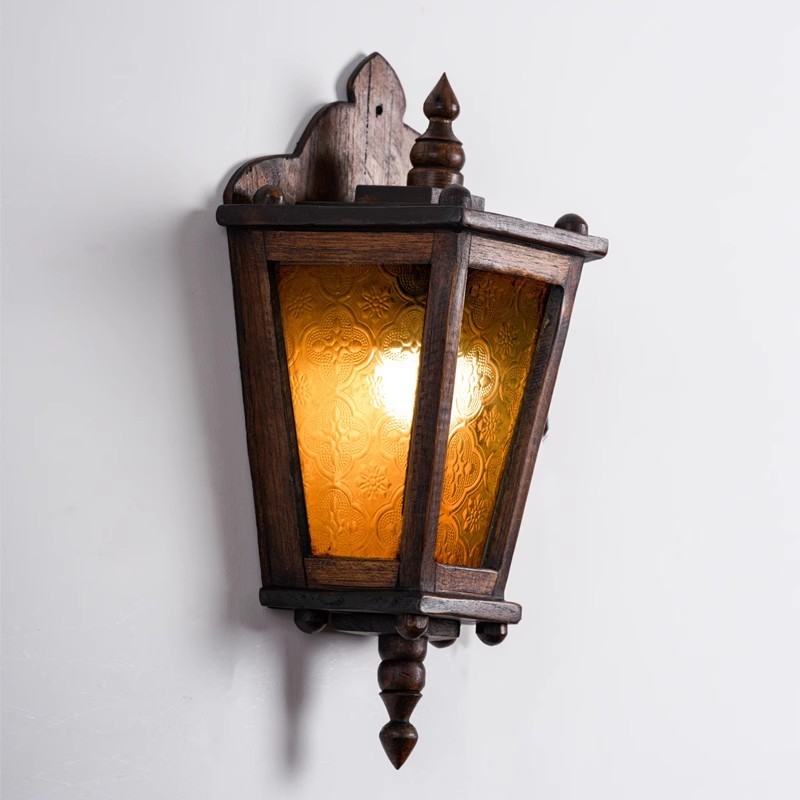 Thai Style Wooden Wall Lamp