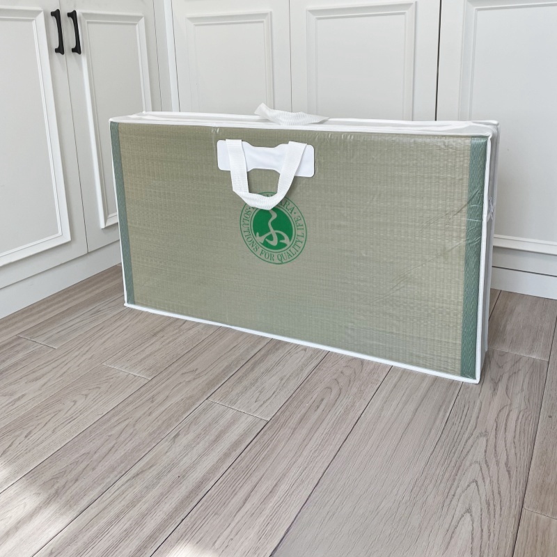 Japanese Foldable Tatami Mats – Traditional Comfort & Modern Convenience