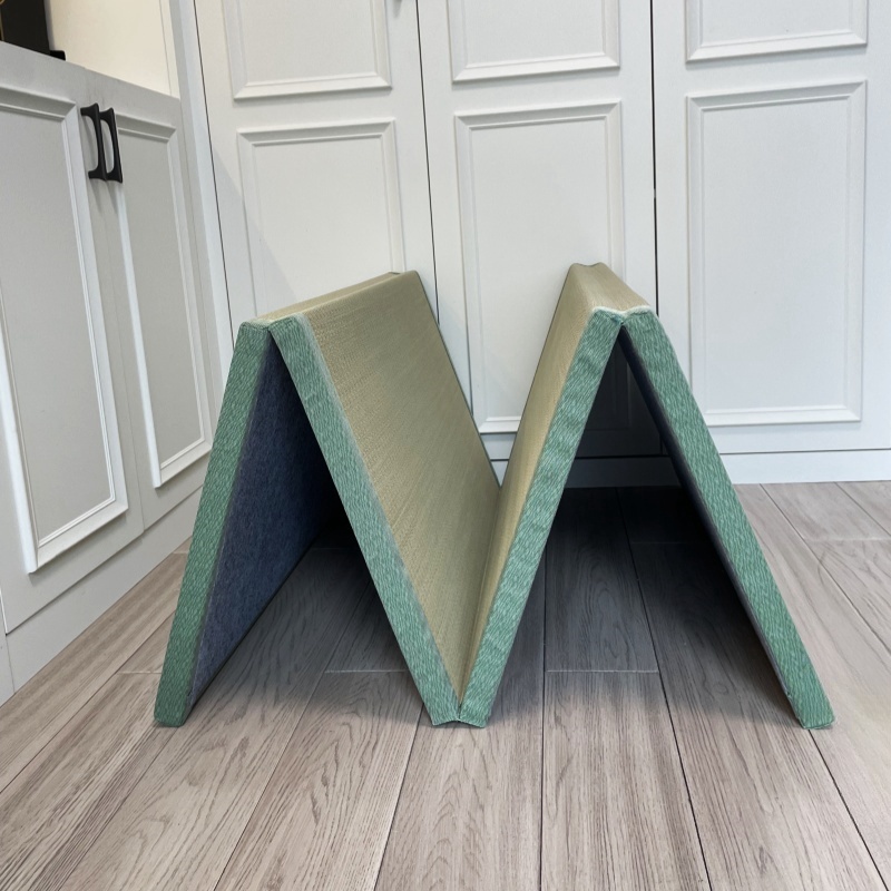 Japanese Foldable Tatami Mats – Traditional Comfort & Modern Convenience