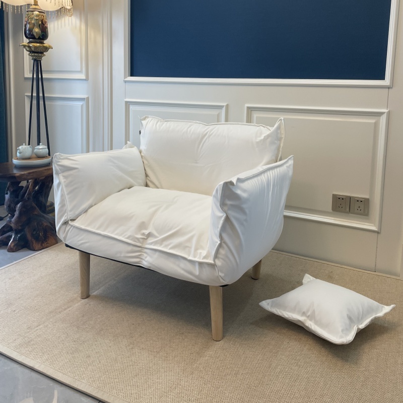 Japanese Futon Chair Foldable – With Wooden Legs