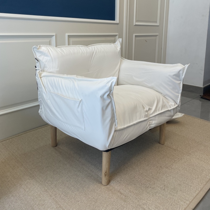 Japanese Futon Chair Foldable – With Wooden Legs