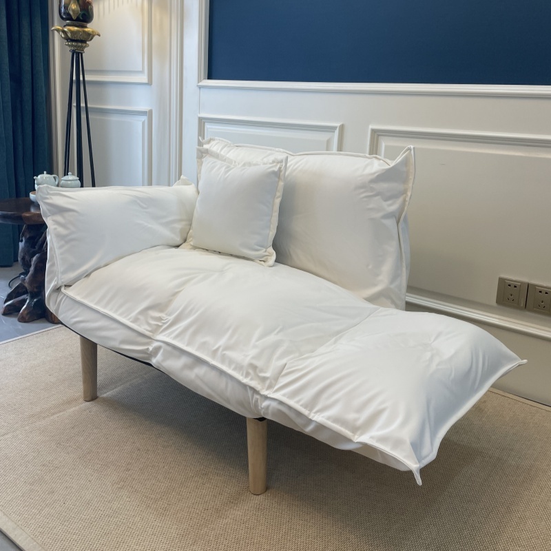 Japanese Futon Chair Foldable – With Wooden Legs