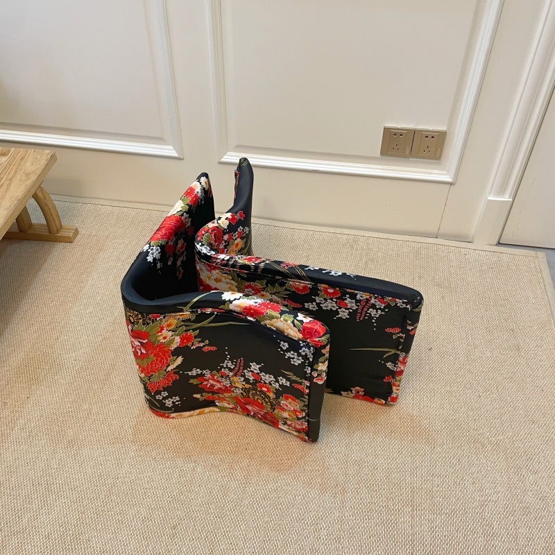 (2pcs/lot) Floor Chair Ergonomic Support for Yoga, Prayer, Zen (Black & Red Hibiscus)