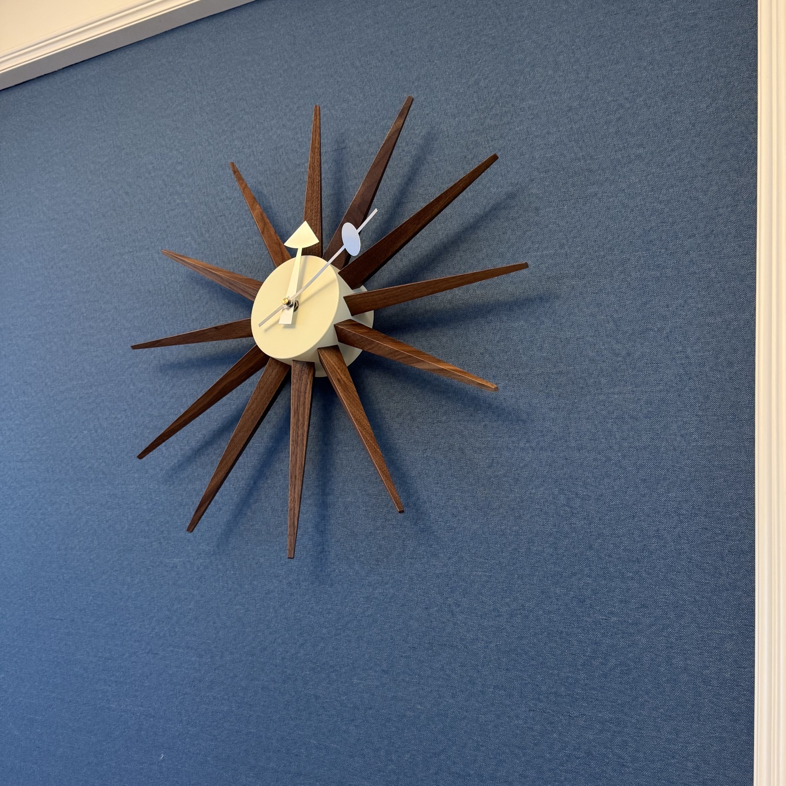 Nelson Sunburst Wall Clock – Walnut Wood, Mid-Century Modern Design