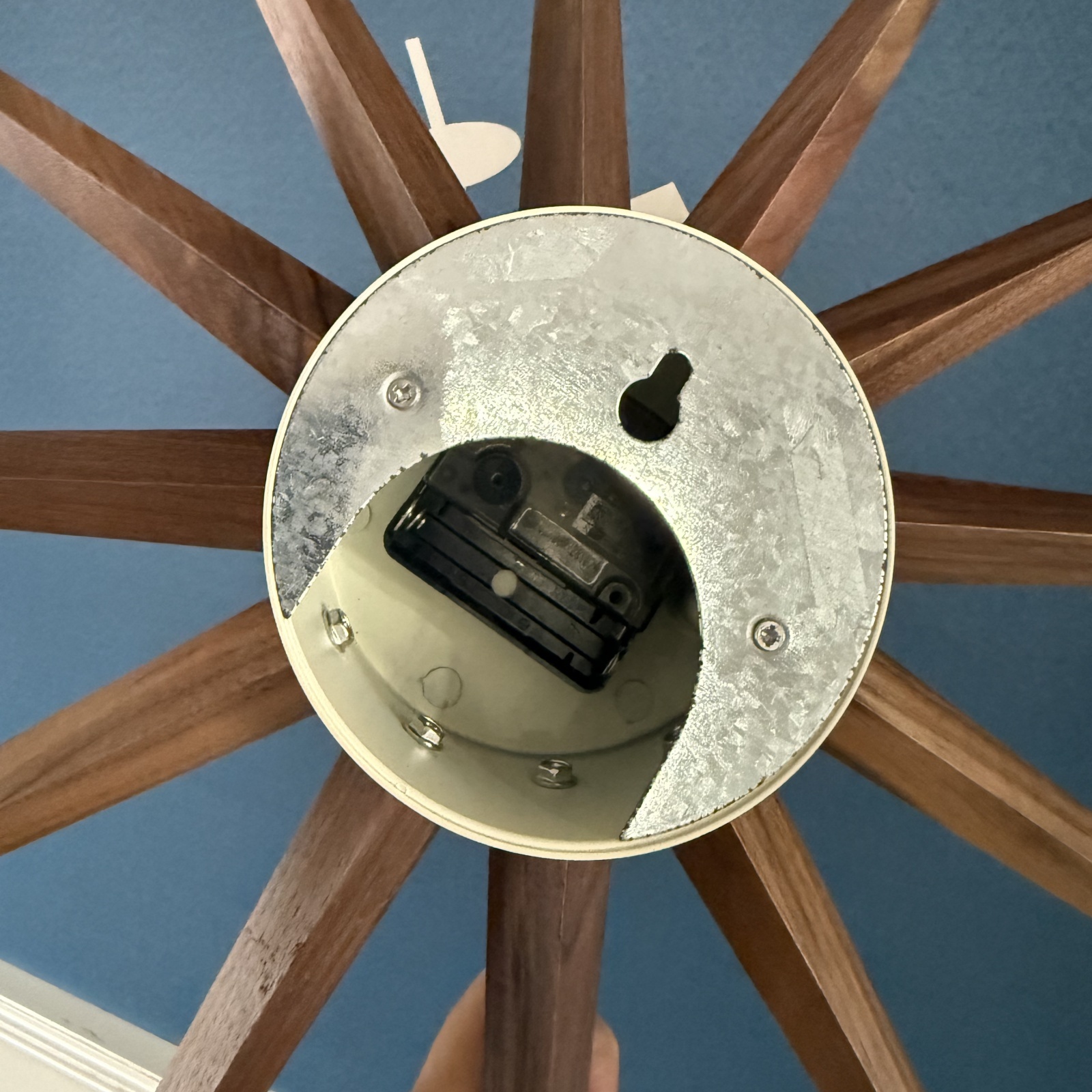 Nelson Sunburst Wall Clock – Walnut Wood, Mid-Century Modern Design