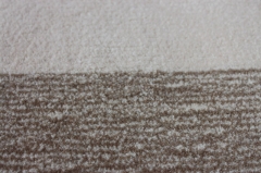 Artesanía de alfombras copetudas a mano 1
