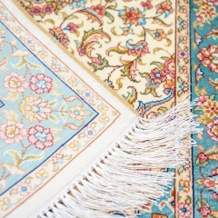 Tapis en soie fait à la main