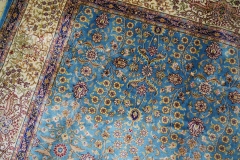 tapis en soie fait à la main