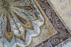 tapis en soie fait à la main
