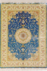 tapis en soie fait à la main