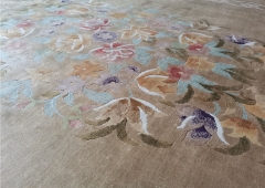 Tapis en soie noué à la main