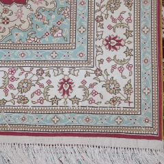 Tapis en soie fait à la main