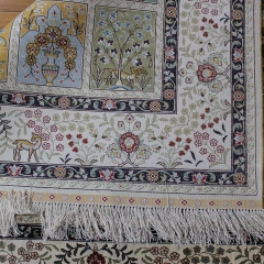 Tapis en soie fait à la main