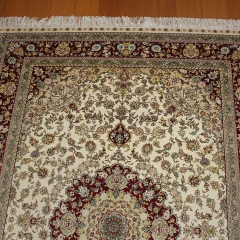 Tapis en soie fait à la main