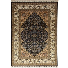 Tapis en soie fait à la main