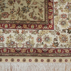 Tapis en soie fait à la main