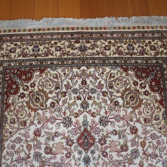 Tapis en soie fait à la main