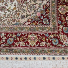 Tapis en soie fait à la main