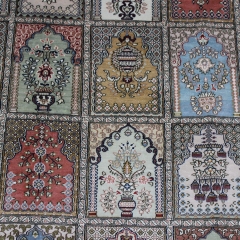 Tapis en soie fait à la main