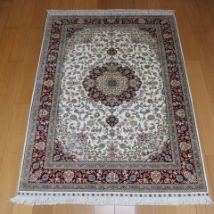 Tapis en soie fait à la main