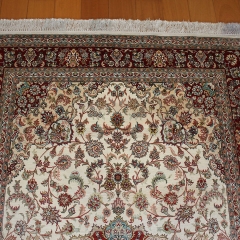 Tapis en soie fait à la main