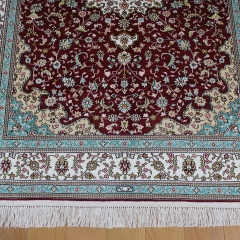 Tapis en soie fait à la main