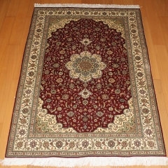 Tapis en soie fait à la main