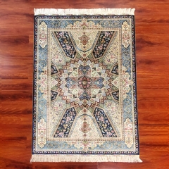 tapis persan en soie