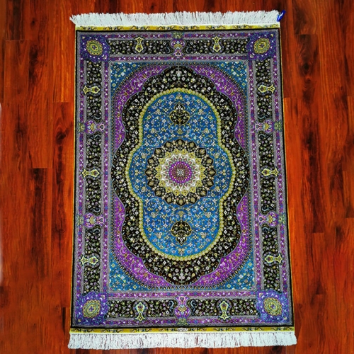 tapis persan en soie