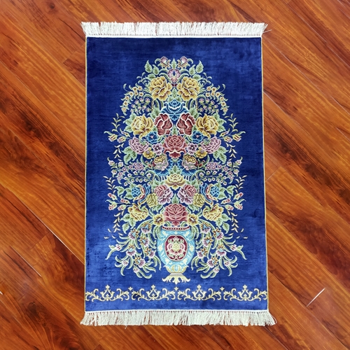 tapis persan en soie