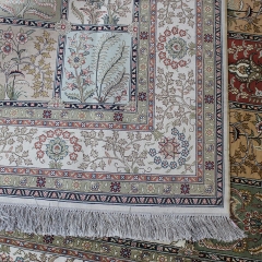 Tapis en soie fait à la main