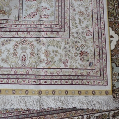 Tapis en soie fait à la main