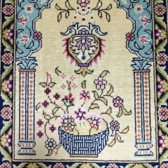 Tapis en soie fait à la main