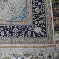Tapis en soie fait à la main