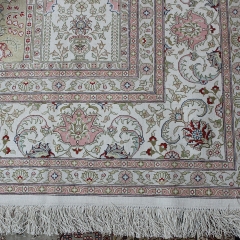 Tapis en soie fait à la main
