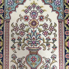 Tapis en soie fait à la main