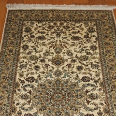 Tapis en soie fait à la main