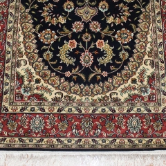 Tapis en soie fait à la main