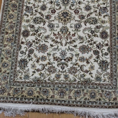 Tapis en soie fait à la main