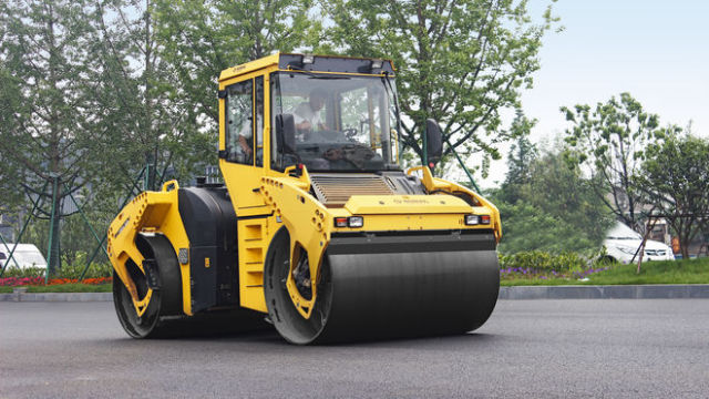 BOMAG - BW203AD-4