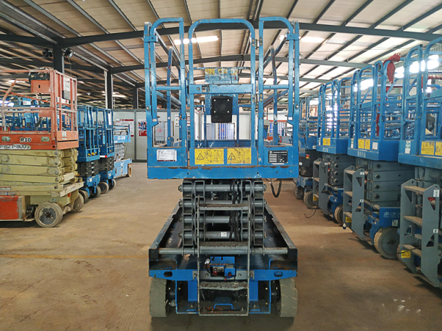 2013-2016 Genie GS3246 Scissor Lift