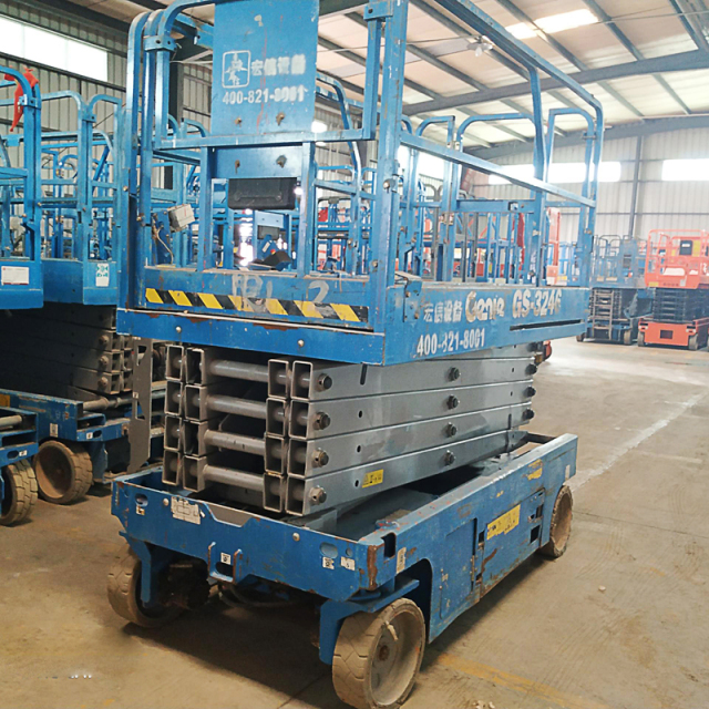 2013-2016 Genie GS3246 Scissor Lift