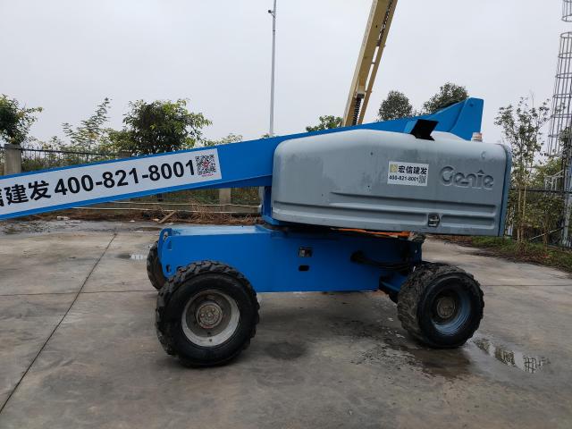 2013 Genie S45 boom lift