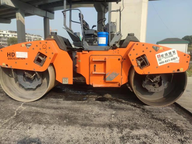 Used Hamm HD120 Vibratory Smooth Drum Roller