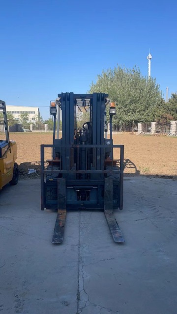 Used HELI CPCD40 Diesel Forklift Truck